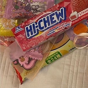 Bundle for @aroybal19